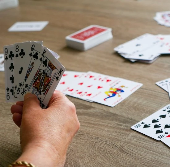 In Round Speelkaarten 2 Decks / Stokken Stok Speel Kaarten Spelkaarten Voor Volwassen En Kinderen Pokerkaarten Kaart Spel / Kaartspel Set Pestkaarten Poker / Blackjack / Pesten Rood / Blauw - Afbeelding 7